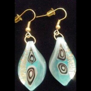 Very Unique Vintage Earrings -Blue Tones with a Turquoise Theme